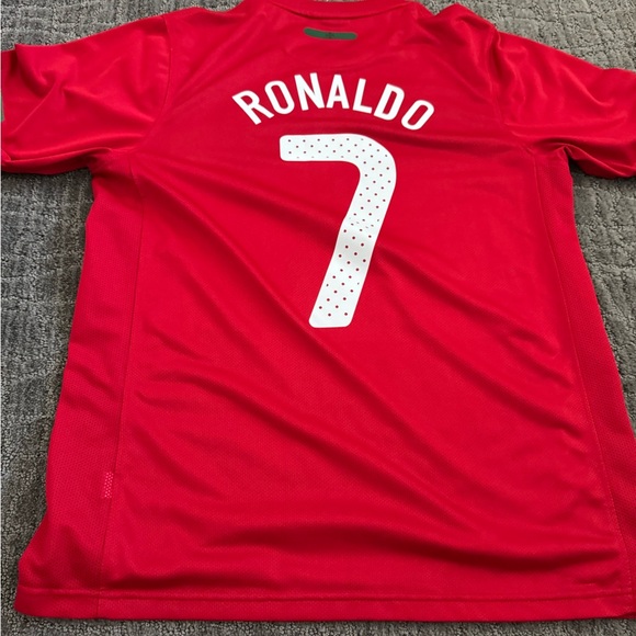 Used Men’s XL Cristiano Ronaldo Jersey - Picture 2 of 2